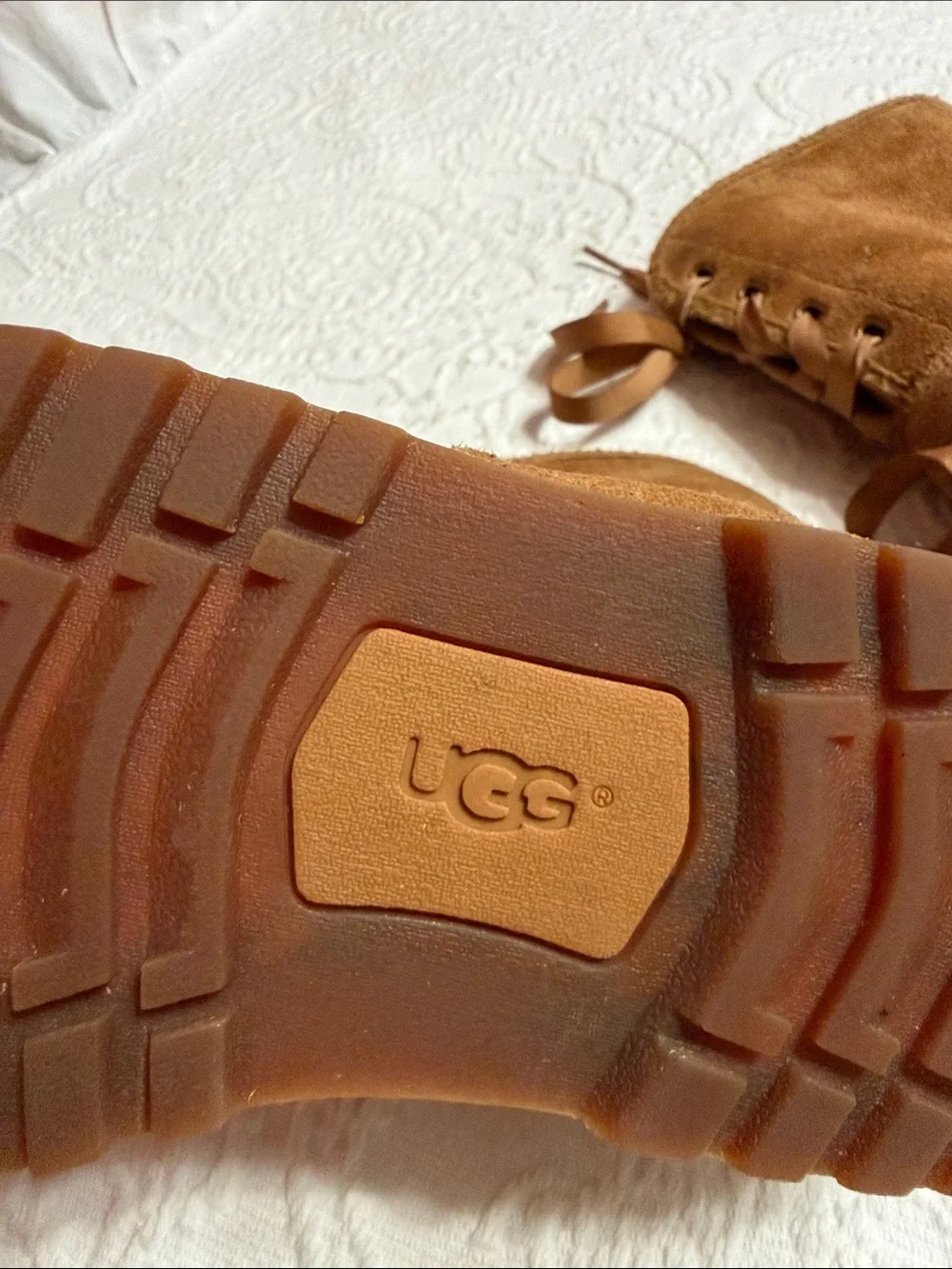 UGG Kids Size 12 Girls Chestnut Suede Lace-Up Boots